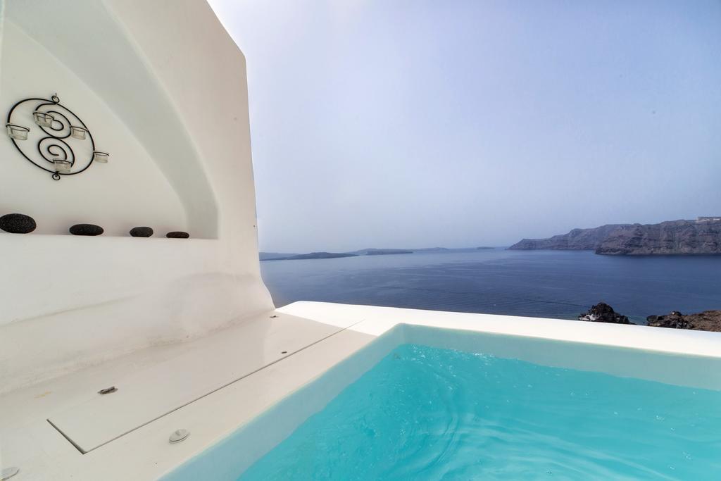 Liakada Oia Suites Exterior photo