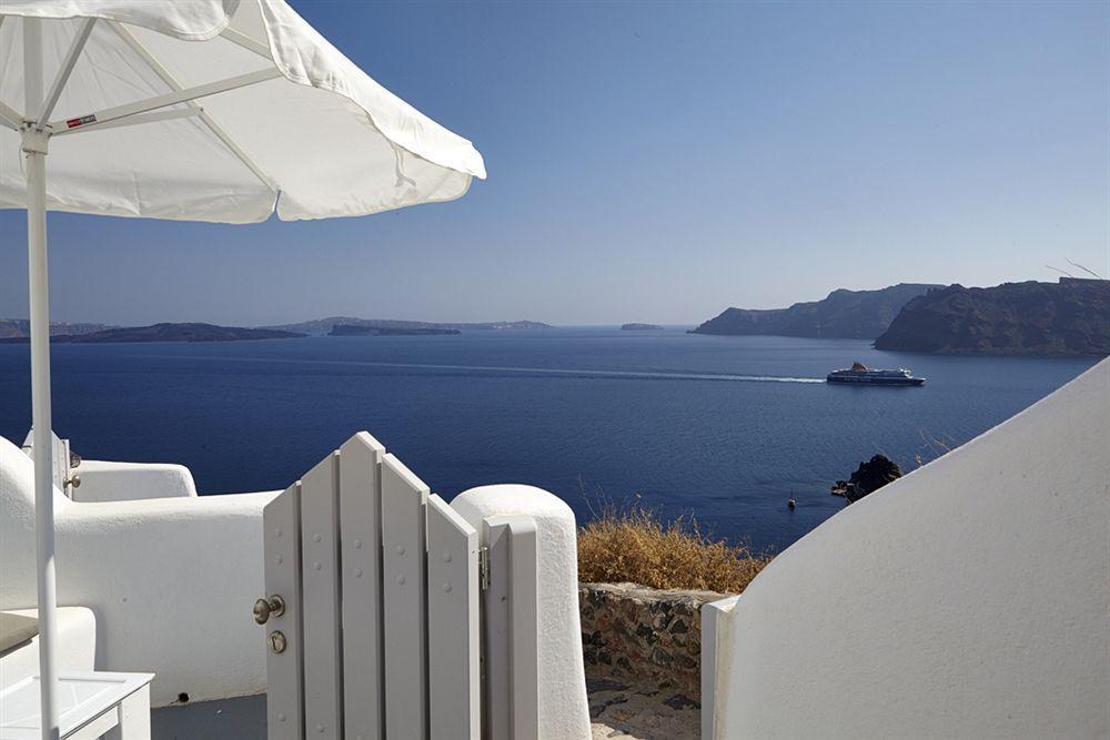Liakada Oia Suites Exterior photo