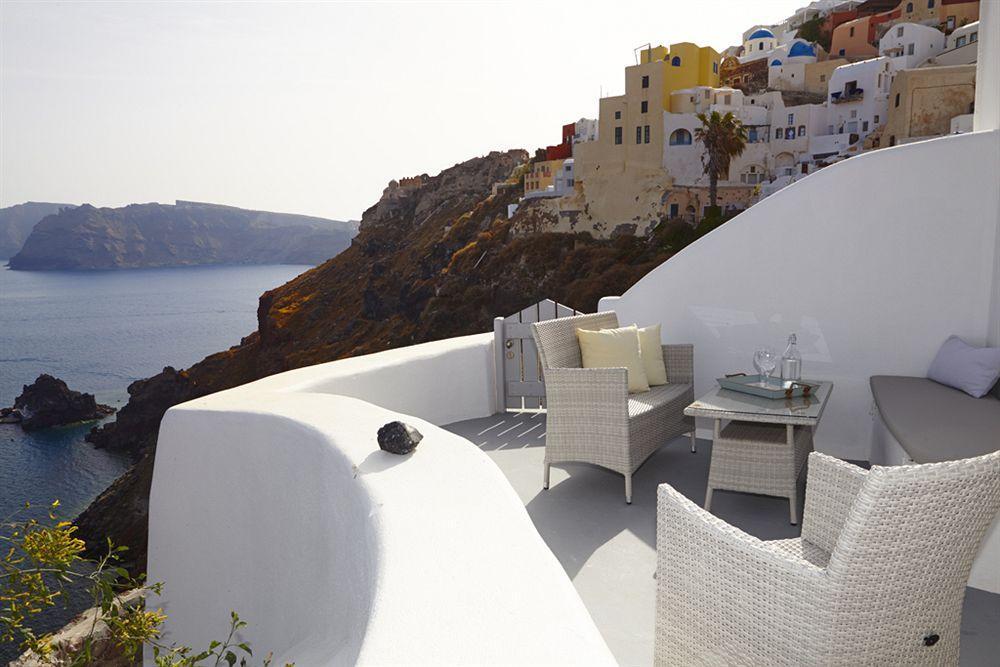 Liakada Oia Suites Exterior photo