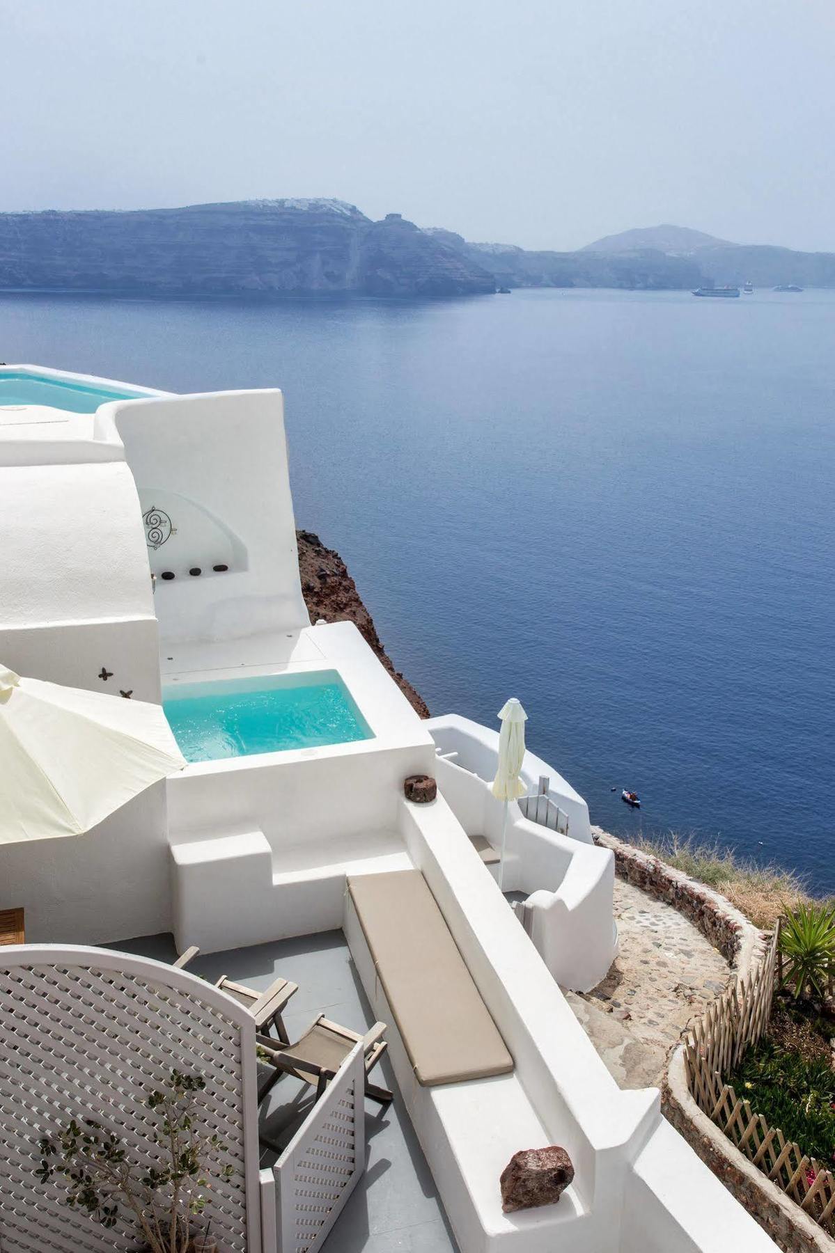 Liakada Oia Suites Exterior photo