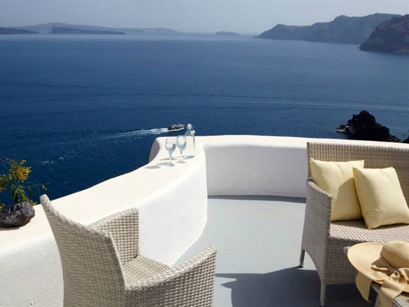 Liakada Oia Suites Exterior photo