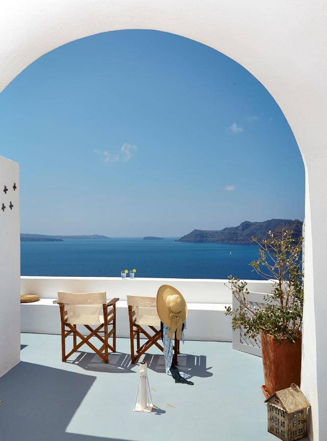 Liakada Oia Suites Exterior photo